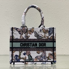 Christian Dior Shopping Bags